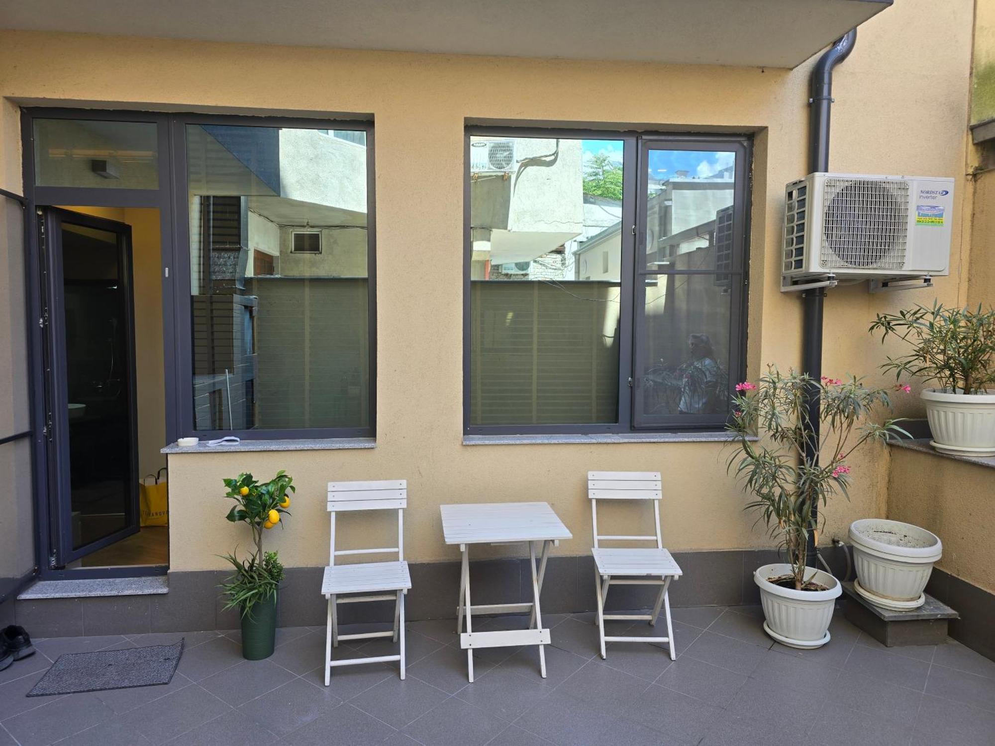 The Atelier Apartment Burgas Ngoại thất bức ảnh